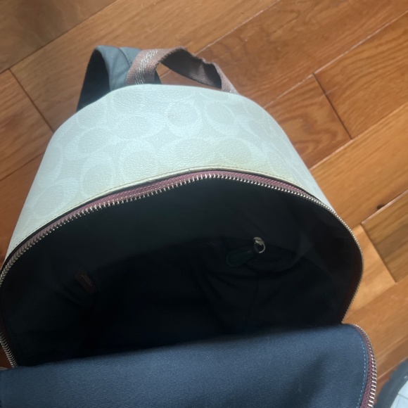 Coach backpack - Picture 2 of 4